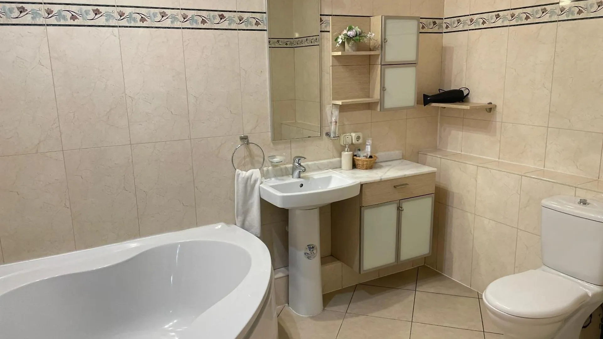 Apartment 5 Алматы Отель