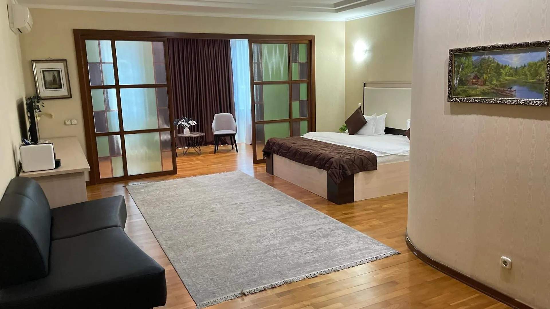 Hotel Apartment 5